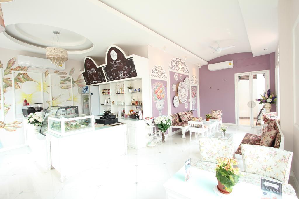 Отель Ratchiangsaen Flora House Чиангмай Экстерьер фото