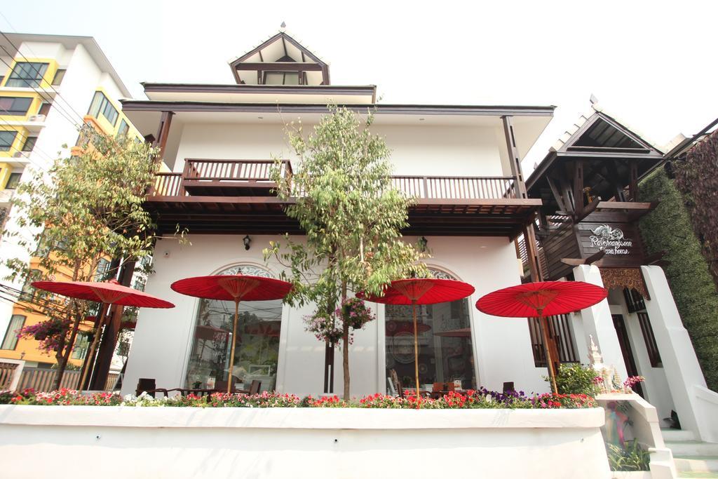 Отель Ratchiangsaen Flora House Чиангмай Экстерьер фото