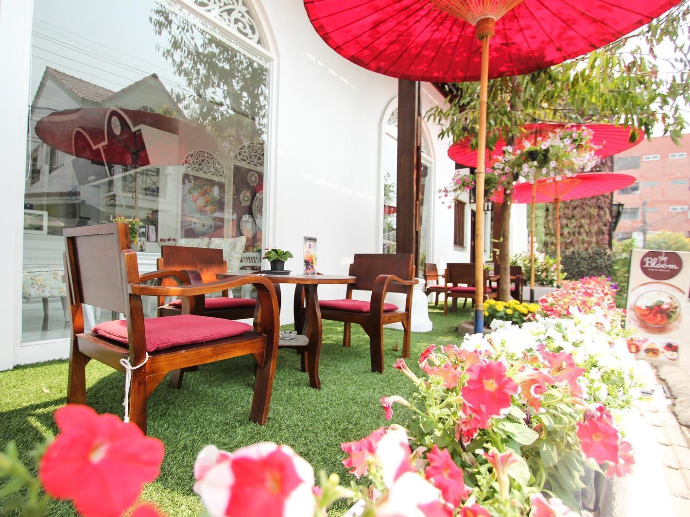 Отель Ratchiangsaen Flora House Чиангмай Экстерьер фото